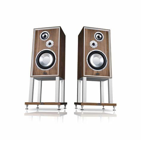 Leak HiFi SANDWICH 250 Walnut - 3 Way Loudspeaker Pair incl Stands