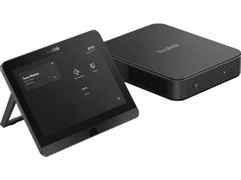 Yealink MCore4 Base Kit including mini-PC, MTouch Plus and Roomsensor